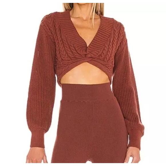 Free People Emilie Cropped Twist Front Cable Sweater Cherry Cola Red Medium - Picture 1 of 8